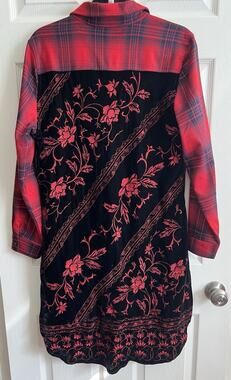 PAPARAZZI Red Buffalo Plaid Floral Embroider Velvet Burnout Midi Shirt Dress M